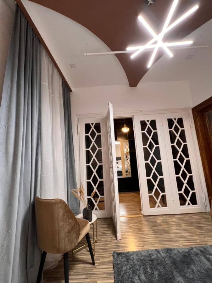 Artist Apartment Μπρασόβ Εξωτερικό φωτογραφία