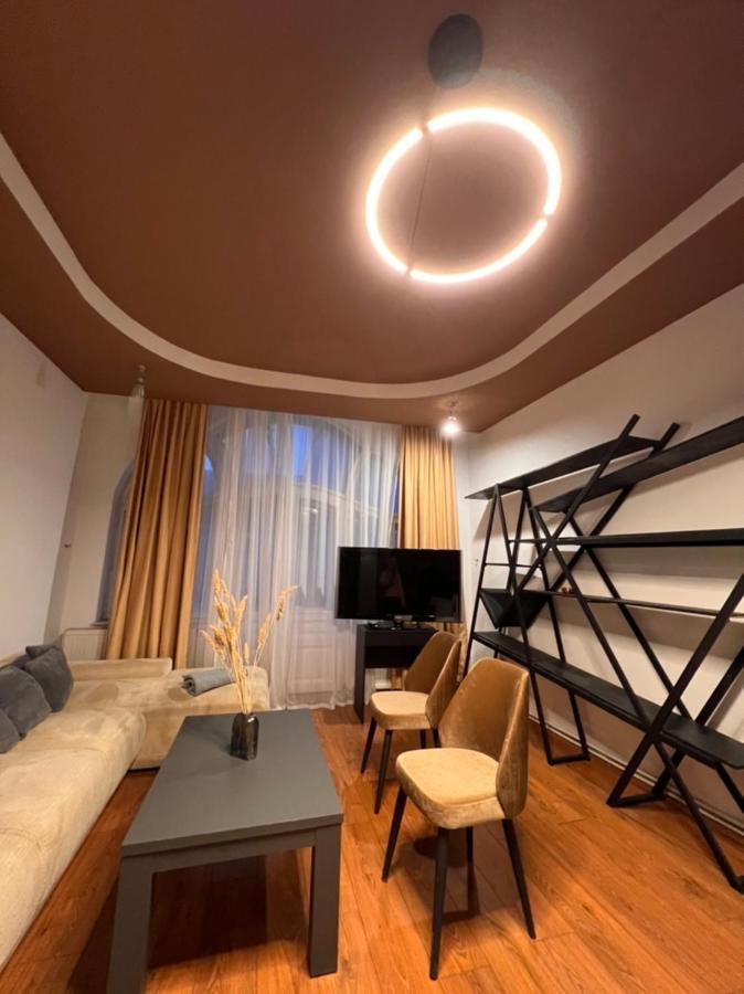 Artist Apartment Μπρασόβ Εξωτερικό φωτογραφία